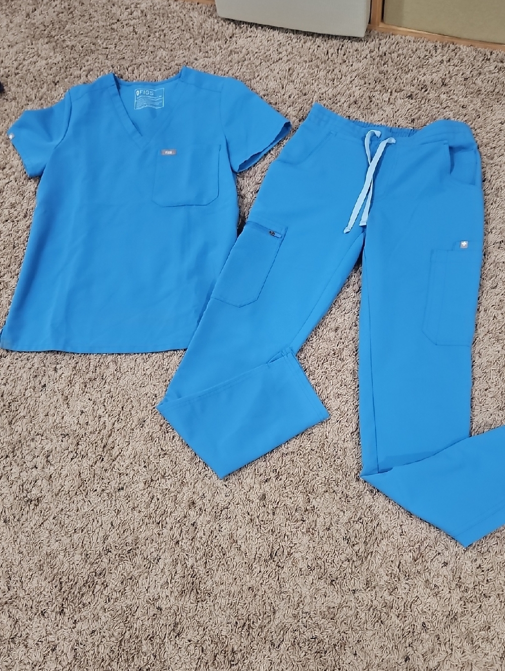 Figs Set- CAPRI BLUE- XS Catarina Top/XXS Yola Bottoms